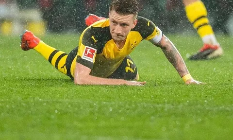 Highlights: Augsburg 2-1 Dortmund (Bundesliga)
