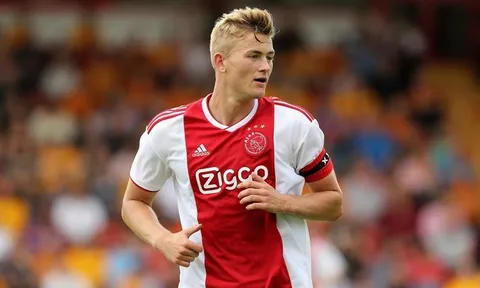 HLV Ajax chốt tương lai của sao trẻ Hà Lan theo hướng bất ngờ