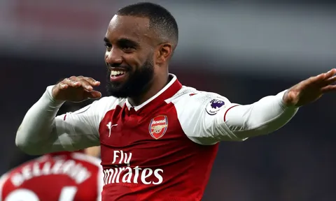 HLV Didier Deschamps giải thích lý do không triệu tập Lacazette