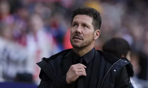 HLV Simeone bất ngờ ca ngợi Messi và Valverde trước trận đánh lớn