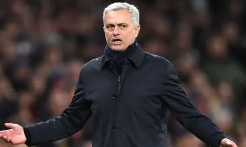 Hỏi mua "bom tấn" 60 triệu của Real, Mourinho nhận cái kết bất ngờ