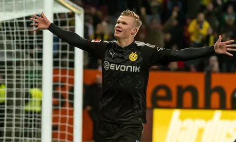 "Họng pháo" Dortmund bùng nổ, NHM châm biếm: "Hẳn Man Utd đang khóc đây"