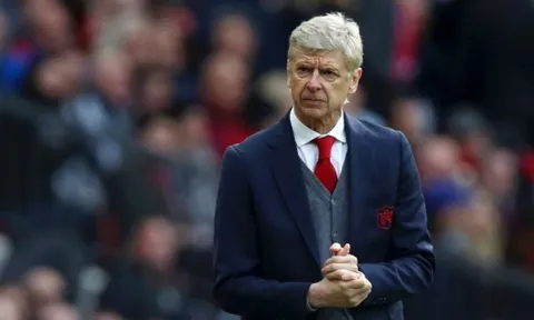 Huyền thoại Arsenal chỉ cái tên xứng đáng thay Maurizio Sarri ở Chelsea