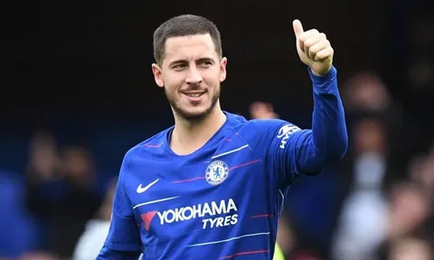 Dấu hiệu tương lai? Hazard đã nói với Aubameyang 1 điều