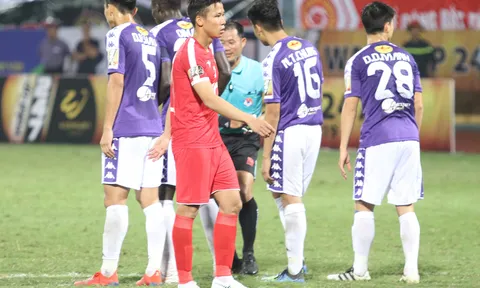 Tân binh Viettel chào đón sự trở lại của "trung vệ thép" tại vòng 8 V-League
