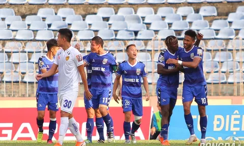 "Sát thủ" của HLV Park Hang-seo ghi bàn, Bình Dương khiến Quảng Nam đội sổ V-League