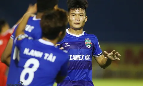 HLV Bình Dương nói về bàn thắng gây tranh cãi với Viettel