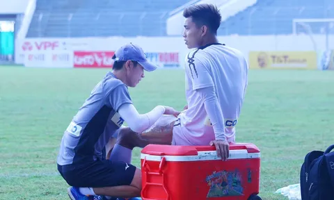 HAGL nguy cơ mất Chavaugnh Walsh, Văn Thanh ở trận gặp SHB Đà Nẵng