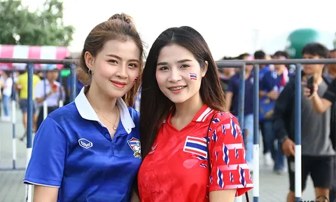 Fan Thái xinh ngất ngây, quẩy hết mình trước "đại chiến" King's Cup