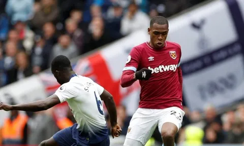 Fan Man Utd: "Mua cậu ấy ngay, 45 triệu bảng + Young, Jones, Smalling"