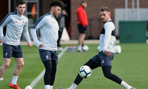 Luôn biết thời điểm hợp lý, dàn sao Liverpool trở lại tinh thần nghiêm túc