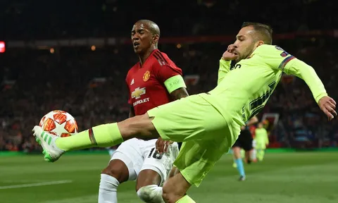 Sao Barca bị Man Utd căm ghét: "Barca đã kiểm soát hoàn hảo mọi khía cạnh của trận đấu"