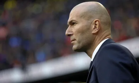"Judas" của Real run sợ khi Zidane trở về