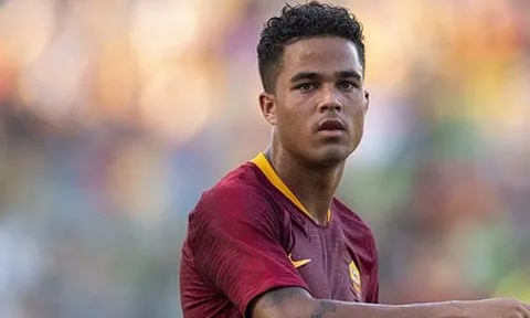 Vừa đến Roma, thần đồng Hà Lan lại sắp chuyển đến Premier League?