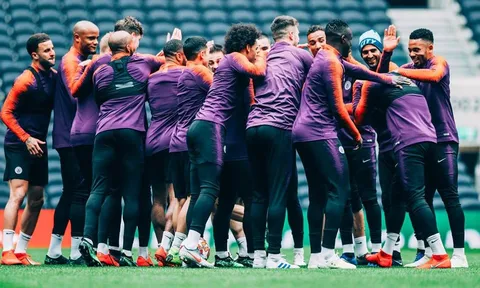 Biểu cảm thế này, dàn sao Man City chẳng sợ gì Tottenham