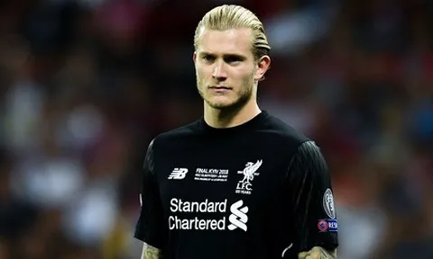 Alisson và Liverpool 'lên đồng', Karius phá vỡ im lặng
