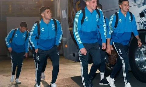 Dàn sao Real tỏ thái độ khác hẳn ngày Zidane cầm quân trước giờ chinh chiến