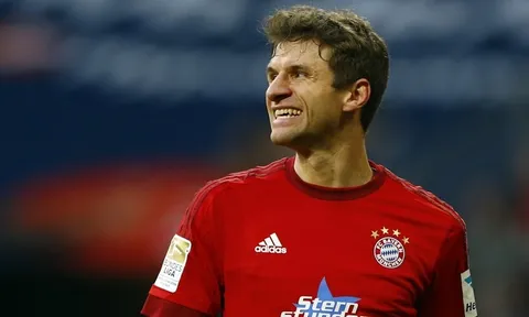 "Kẻ đánh cắp không gian" bày tỏ tình cảm với Bayern Munich