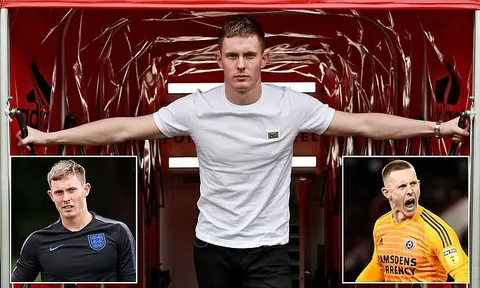 Kẻ thay thế De Gea: "Tôi muốn khoác áo Man Utd ngay lập tức"