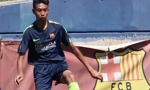 Kenny Chandler - học viên lò Barca với khao khát được khoác áo ĐTVN