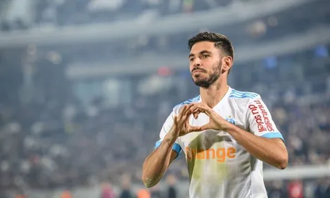 "Khắc tinh" MU ngáng đường Dortmund vì nhạc trưởng tài năng người Pháp