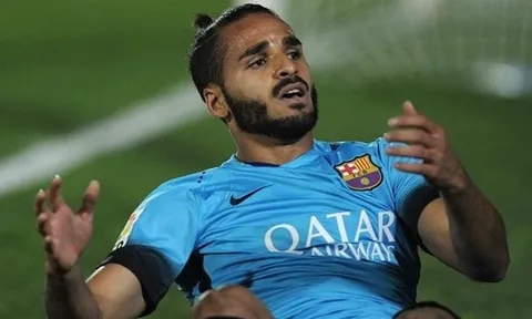 Không có chỗ đứng, "vũ công Samba" bị Barca cho ra rìa