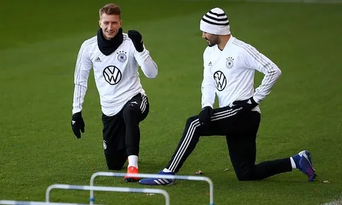 Không Hummels, Boateng, Muller, Cỗ xe tăng Đức 'còn lại gì'