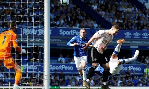 'Không một ai chịu trách nhiệm trong màu áo United'