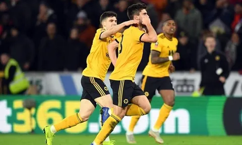 Không phải Man United mà chính “Robin Hood” sẽ phá nát giấc mơ của Liverpool?