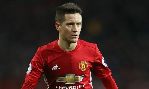 Không phải Pogba hay ai khác, vắng Herrera mới là vấn đề của Man Utd