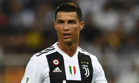 "Không thể so sánh tôi với Ronaldo"
