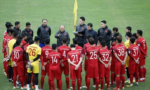 King’s Cup: “Phù thủy” Park Hang-seo lần đầu chạm trán đội tuyển Thái Lan