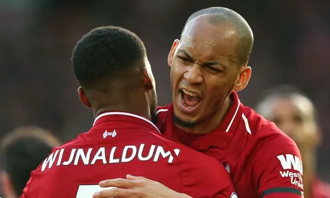 Klopp đang lãng phí một "siêu tiền vệ" trên ghế dự bị