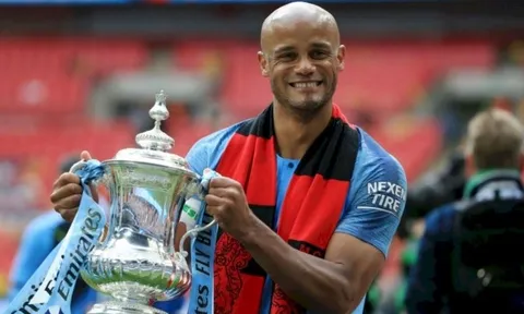 Kompany ở đâu trong những đội trưởng vĩ đại của Premier League?
