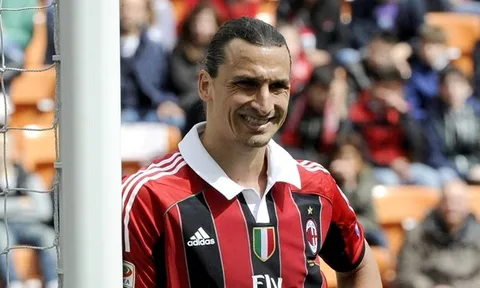 Lần gần nhất có Ibrahimovic, AC Milan ra sân với đội hình nào?