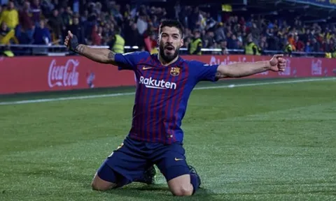 Lập công cứu Barca, Luis Suarez cân bằng kỷ lục với huyền thoại thành Madrid