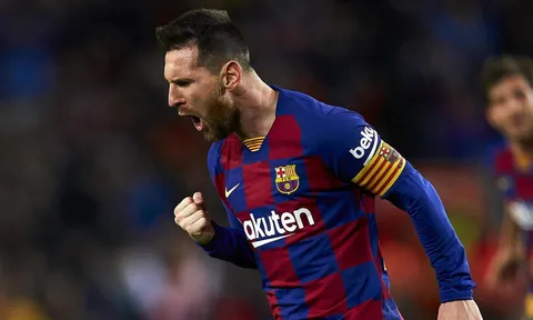 Lập cột mốc không tưởng, Messi lại khiến làng túc cầu ngả mũ thán phục