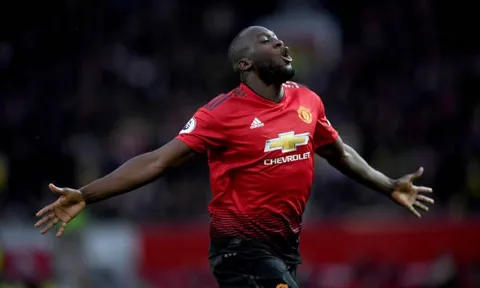 Lập cú đúp, Lukaku vẫn bằng điểm với 2 đồng đội