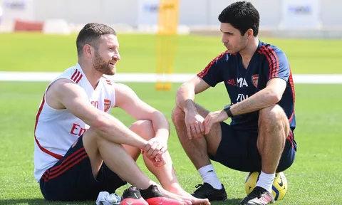 Lấy lòng Arteta, 'thảm họa' Arsenal đá đểu Emery quá sốc