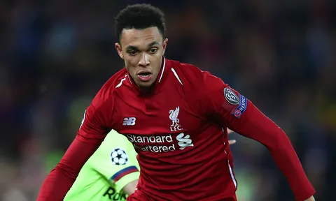 Liverpool không vô địch, nhưng cầu thủ này đã đi vào lịch sử