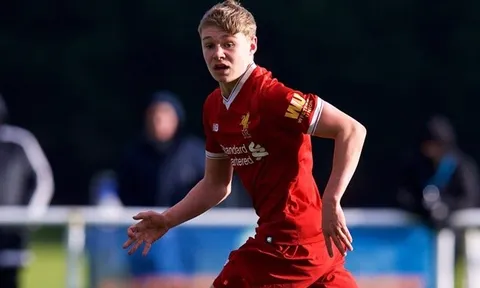 Liverpool ký hợp đồng thành công với tiền đạo có 2 dòng máu Anh, Đức