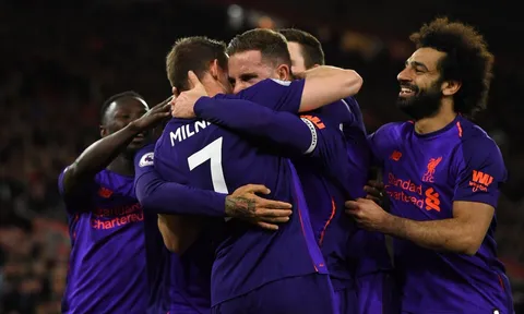 Liverpool ngược dòng, Carrragher 'tâm đắc' 1 quyết định của Klopp