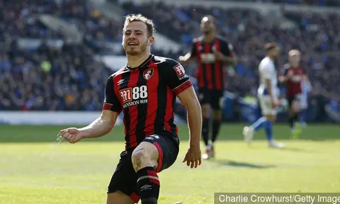 Liverpool tính cướp miễn phí chân chuyền số 2 Premier League
