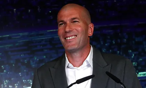 Lộ mức lương bèo bọt của Zidane khi trở lại Real