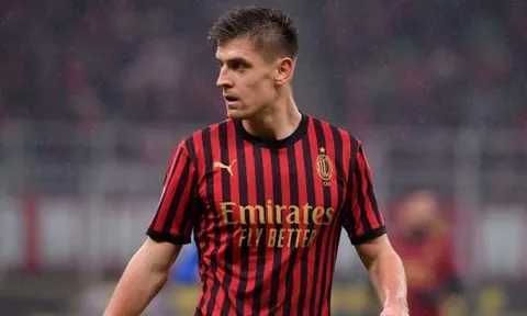 Lo sợ 'chúa trời', sát thủ Ba Lan tính bài chuồn khỏi San Siro