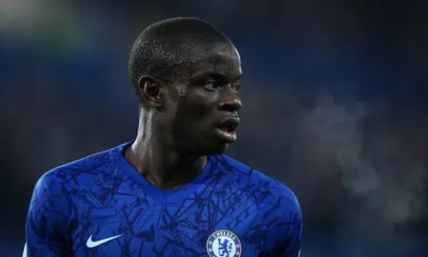 Lóng ngóng trượt ngã để Arsenal ghi bàn, Lampard nói lời thật lòng về Kante
