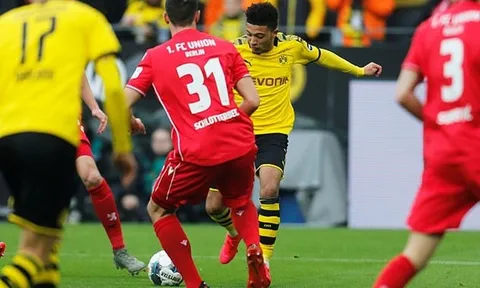 Lu mờ cả Haaland, "thần đồng" 120 triệu của Dortmund khiến dư luận ngã ngửa