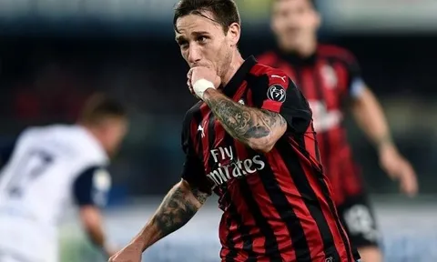 Lucas Biglia muốn sát cánh cùng đồng đội dù đang chấn thương