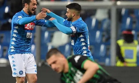 Mải lo Europa League, Napoli suýt ôm hận tại Città del Tricolore
