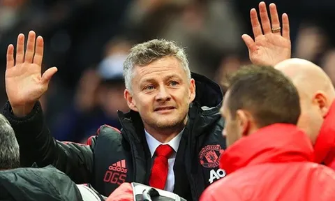 Man United: Thêm một mùa nữa cũng chẳng sao